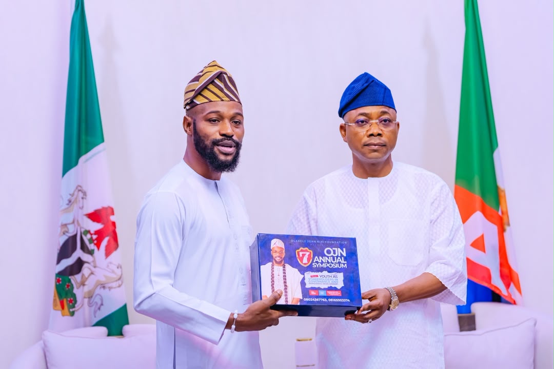 Amb. Oladele John Nihi Presenting Invitation to Gov. Usman Ahmed Ododo